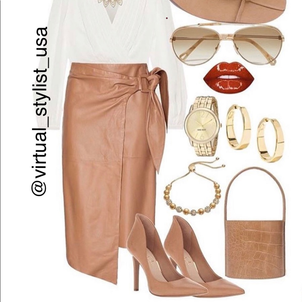 Leather skirt, heels, sunglasses